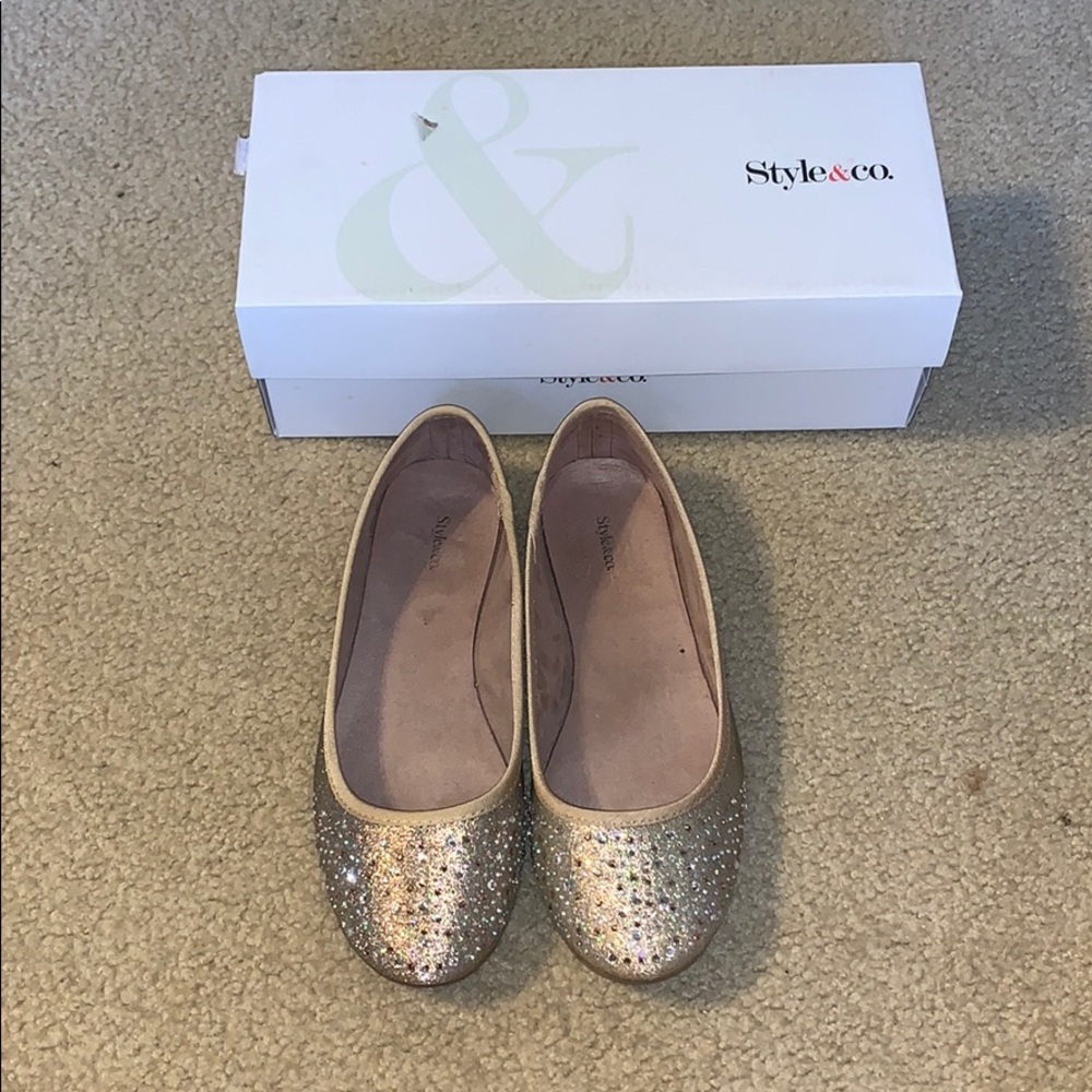 Sparkly flats